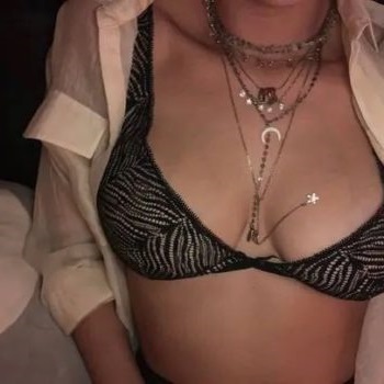 Rencontre Gwenola femme libérée (32 ans) sur Bordeaux